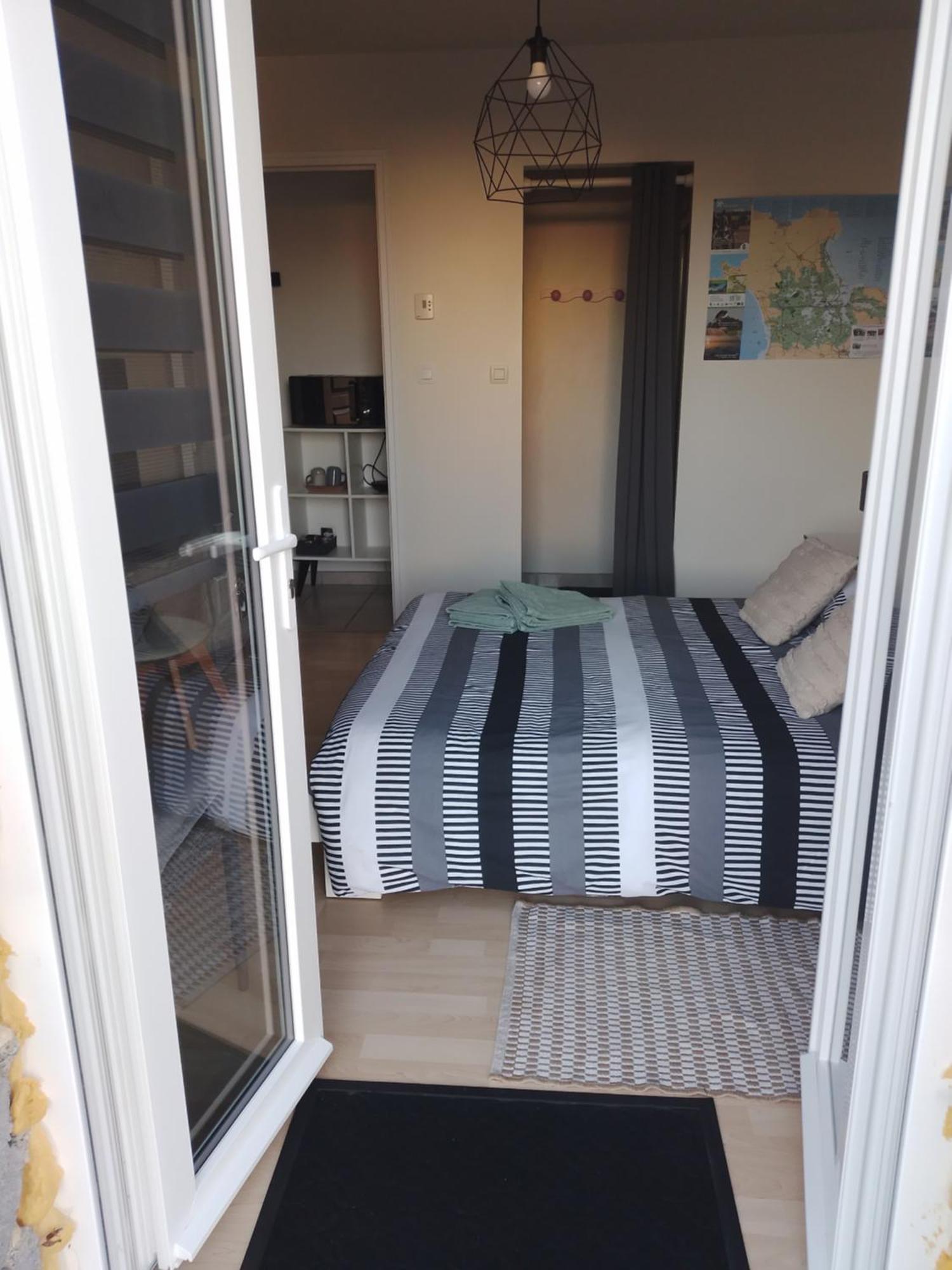Chambre Agreable Au Calme Saint-Hilaire-Petitville Luaran gambar